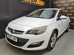 Blanco Usado 2015 Opel Astra Selective Berlina | 7200 € (Buen precio)