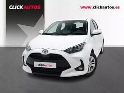 Blanco Usado 2025 Toyota Yaris Hybrid Business Edition Berlina | 21.750 € (Precio justo)