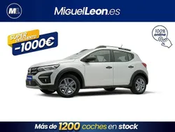 Gris / plata Usado 2022 Dacia Sandero Essentiel Utilitario | 12.985 € (Precio justo)