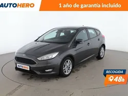 Gris Usado 2015 Ford Focus Trend Berlina | 10.099 € (Precio justo)