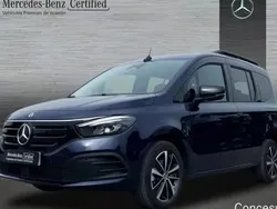 Azul Usado 2023 Mercedes EQT200 Monovolumen | 34.132 €