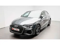 Gris / plata Usado 2023 Audi A3 Sportback S-Line Berlina | 33.900 € (Caro)