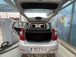 Gris / plata Usado 2012 Hyundai i10 Comfort Utilitario | 3490 € (Precio justo)