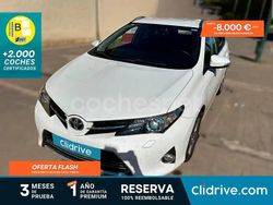 Blanco Usado 2014 Toyota Auris Advance Familiar | 8290 € (Buen precio)