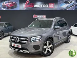 Gris / plata Usado 2021 Mercedes GLB220 SUV | 31.990 € (Precio justo)