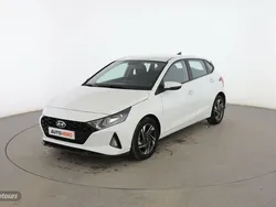 Blanco Usado 2021 Hyundai i20 Berlina | 13.599 € (Buen precio)