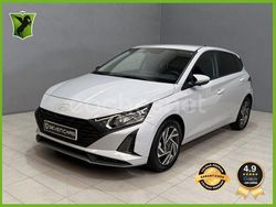 Gris / plata Usado 2024 Hyundai i20 Berlina | 17.985 € (Precio justo)