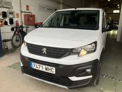 Blanco Usado 2023 Peugeot Rifter Active Monovolumen | 20.000 € (Precio justo)