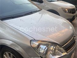 Gris / plata Usado 2007 Opel Astra Enjoy Berlina | 2800 € (Precio justo)