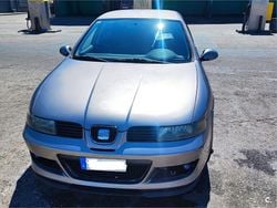 Gris / plata Usado 2004 Seat Leon Sport Berlina | 2500 € (Precio justo)