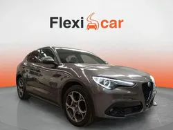 Gris Usado 2022 Alfa Romeo Stelvio Sprint SUV | 29.640 € (Precio justo)