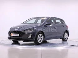 Gris / plata Usado 2024 Hyundai i20 Berlina | 18.300 € (Precio justo)