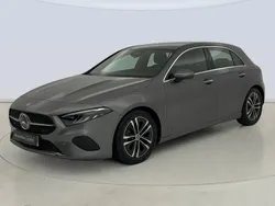 Gris Usado 2024 Mercedes A180 Advanced Utilitario | 32.900 € (Precio justo)