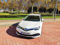 Blanco Usado 2017 Toyota Auris Active Berlina | 10.500 € (Super precio)