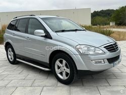 Gris / plata Usado 2010 Ssangyong (KGM) Kyron Limited SUV | 6900 €