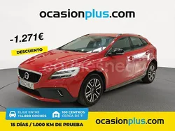 Rojo Usado 2018 Volvo V40 CC Momentum Familiar | 13.990 € (Un poco caro)