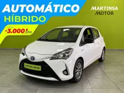 Blanco Usado 2020 Toyota Yaris Hybrid Active Utilitario | 16.800 € (Precio justo)