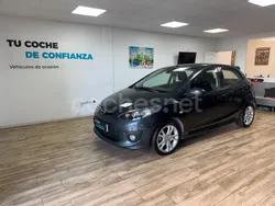 Gris / plata Usado 2011 Mazda 2 Sportive Berlina | 7999 € (Precio justo)