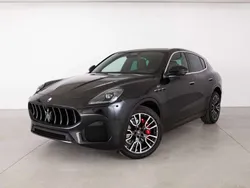 Negro Nuevo 2024 Maserati Grecale GT SUV | 100.200 €
