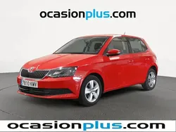 Rojo Usado 2018 Skoda Fabia Utilitario | 11.364 € (Precio justo)