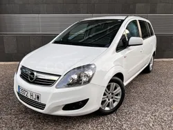 Blanco Usado 2012 Opel Zafira Family Monovolumen | 9500 € (Caro)