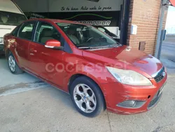 Granate Usado 2008 Ford Focus Trend Berlina | 5900 € (Caro)