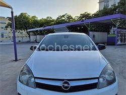 Blanco Usado 2010 Opel Astra GTC Sport Berlina | 4000 € (Precio justo)