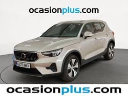 Gris Usado 2023 Volvo XC40 Core SUV | 35.228 € (Precio justo)