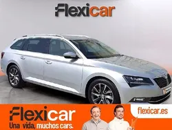 Gris Usado 2019 Skoda Superb LAURIN & KLEMENT Familiar | 21.990 € (Precio justo)