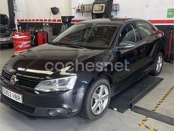 Negro Usado 2011 VW Jetta Advance Berlina | 8490 € (Precio justo)