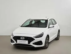 Atlas white Nuevo 2024 Hyundai i30 Berlina | 24.990 € (Buen precio)
