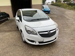 Blanco Usado 2014 Opel Meriva Selective Monovolumen | 7300 € (Precio justo)