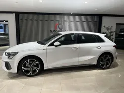 Blanco Usado 2022 Audi A3 Sportback S-Line Utilitario | 26.490 € (Precio justo)