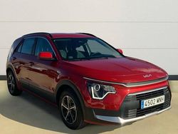 Rojo Usado 2024 Kia Niro SUV | 26.300 € (Precio justo)