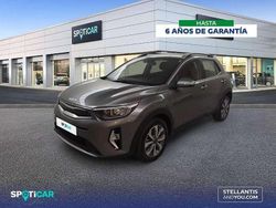 Gris Usado 2024 Kia Stonic SUV | 17.390 € (Precio justo)