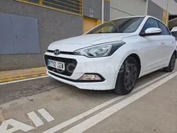 Blanco Usado 2017 Hyundai i20 Berlina | 7800 € (Buen precio)