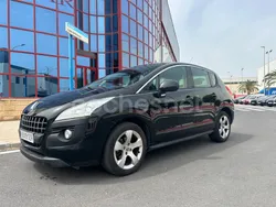 Negro Usado 2010 Peugeot 3008 Premium Berlina | 4950 € (Precio justo)