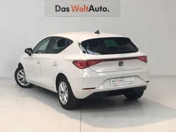 Blanco Usado 2024 Seat Leon Style | 20.995 € (Buen precio)