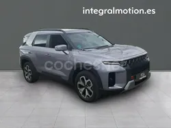 Negro Usado 2024 Ssangyong Torres SUV | 25.900 €