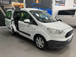 Blanco Usado 2017 Ford Tourneo Courier Trend Monovolumen | 6999 €
