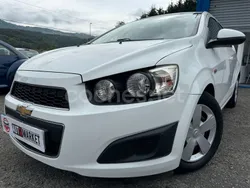 Blanco Usado 2012 Chevrolet Aveo LT Berlina | 6990 € (Precio justo)