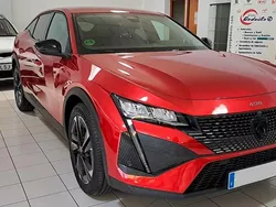 Rojo Usado 2023 Peugeot 408 Allure Berlina | 24.140 € (Precio justo)
