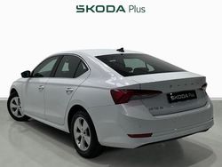 Blanco Usado 2022 Skoda Octavia Ambition | 21.450 € (Precio justo)