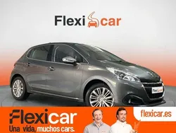 Beige Usado 2017 Peugeot 208 Allure+ Utilitario | 7290 € (Super precio)