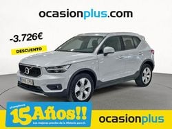 Gris / plata Usado 2021 Volvo XC40 Momentum SUV | 25.590 € (Precio justo)