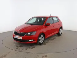 Rojo Usado 2016 Skoda Fabia Ambition Berlina | 8799 € (Buen precio)