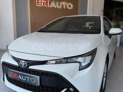 Blanco Usado 2020 Toyota Corolla Business Edition Berlina | 16.890 € (Buen precio)