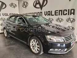 Negro Usado 2011 VW Passat Highline Berlina | 11.999 € (Precio justo)