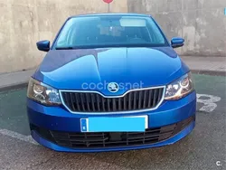 Azul Usado 2017 Skoda Fabia Ambition Berlina | 7900 € (Precio justo)
