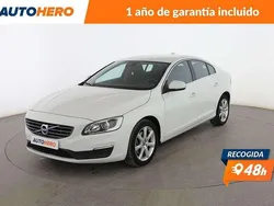 Blanco Usado 2017 Volvo S60 Momentum Berlina | 17.799 € (Precio justo)
